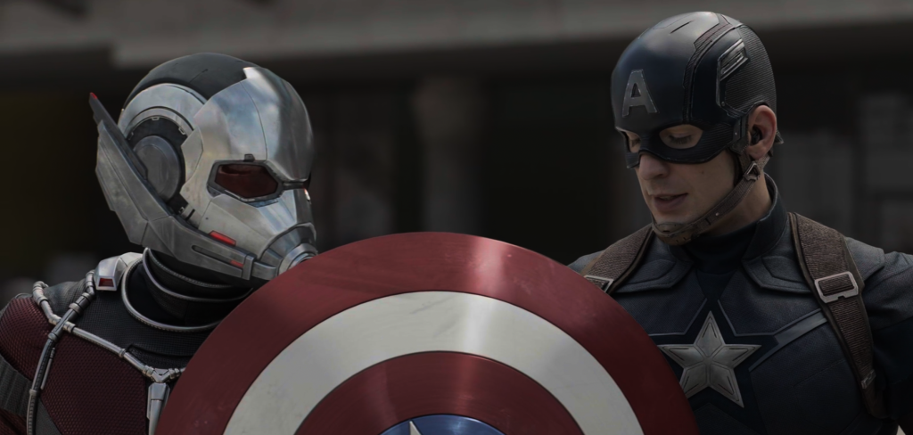 Scott Lang, alias Ant-Man, et Captain America